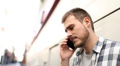 Standa zachránil život kamarádce, i když byli 440 kilometrů od sebe