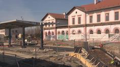 Kladenské nádraží má jít k zemi. Lidé z okolí zuří, sepsali i petici