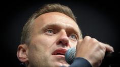 Otrávili ho, tvrdí mluvčí lídra ruské opozice. Skončil v nemocnici na JIP!