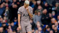Tottenham přišel v závěru o výhru, v Newcastlu padlo osm gólů