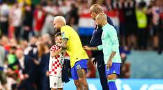 Zdrcený Neymar se po porážce rozplakal. Utěšoval ho i syn Perišiče