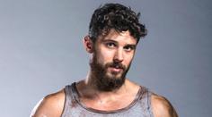 Sebastian ze Survivoru s vousy. Andrea Bezděková si z něj vystřelila