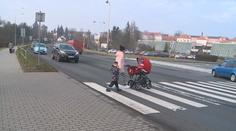 Prokletý přechod v České Lípě. Auto tam letos srazilo už třetího chodce