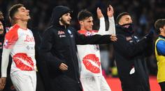 Neapol nastoupila ve valentýnských dresech. Hrůza, hodnotí fanoušci