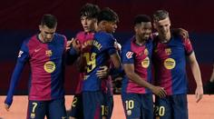 Velký tlak a spoustu šancí přetavila Barca v těsnou výhru. Ligu vede o 7 bodů