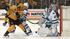 V Praze odstartovala NHL. Trefil se Hertl, ale Sharks s Predators padli