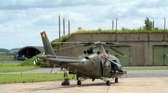 Záhadná nehoda: Belgický pilot vypadl při výsadku z helikoptéry
