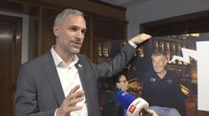 V kolonách si vzpomeňte na Piráty, nabádal Babiš. Hřib mu to vrátil