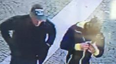 Lupiči s pistolemi měli vybílit klenotnictví a ujet vlakem. Jeden zůstal hlídkovat