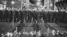 Do revoluce zbývaly dva dny, před 30 lety už lidé věřili v pád režimu