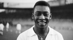 Pelé byl pohřben na zvláštním hřbitově. Rozloučit se přišel i brazilský prezident