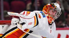 Skočil pod nohy a zahodil hokejku! Rittich se stal hrdinou a baví NHL