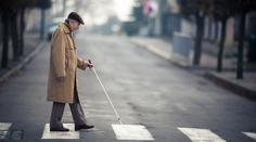 Muž 50 let předstíral, že je slepý. Na příspěvcích od státu získal desítky milionů