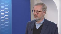 Expert: Krok Fialy není v demokratických zemích typický. Nikdy se tohle nestalo