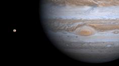Na Jupiteru zuří mimořádně silné bouře. Mohou je zaznamenat i lidé na Zemi