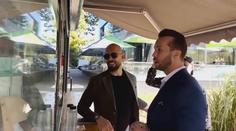 Policie zadržela bratry Tateovy. Čelí novým obviněním ze znásilnění