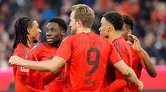 Rozjetý Bayern odskočil Lipsku, Frankfurt před Slavií nastřílel sedm gólů