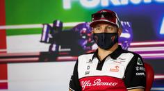 Splnění snu na konec kariéry. Stáj F1 překvapila legendárního jezdce