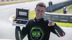 Konec legendy. Nejúspěšnější superbikový závodník končí kariéru