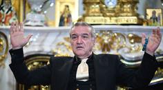 Největší ostuda, zuřil Becali po vyřazení FCSB. Urazil Kosovany i Albánce