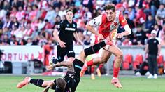 Slavia přejela Plzeň, mistrovské oslavy Sparty se odkládají