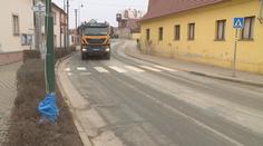 Nákladní auta měla jezdit po zvláštní komunikaci, ta je ale příliš úzká