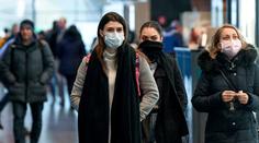 Karanténa hrozí více lidem. Dva metry rozestup ani respirátor už nestačí