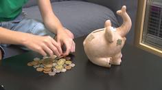 Mladí lidé neovládají finanční gramotnost. Na vině jsou školy i rodiče