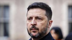 Ukrajina je na pokraji katastrofy, přiznal Zelenskyj. Řekl, kdy se rozhodne