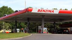 Konec po 60 letech: Pumpy Benzina se přejmenují na Orlen