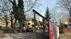 Dramatický den pro pražskou MHD. Havaroval vlak, tramvaj i autobus