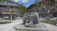 Klenot francouzských Alp láká na kamenickou tradici i alpské sporty