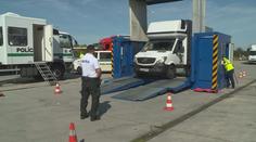 Policii došla trpělivost s kamioňáky, provedla velkou kontrolu