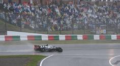 Neuvěřitelné. Bianchiho otec zuří. Gaslymu vjel v Suzuce do cesty jeřáb