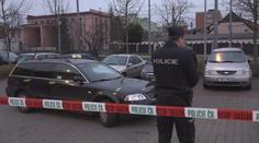 Taxikář vezl klienta z Plzně domů, na chodbě pak našli jeho mrtvolu!