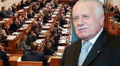 Senátoři rozhodli: Obžalují prezidenta Klause z velezrady