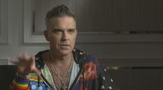 Exkluzivně: Robbie Williams odhalil, proč se vyfotil nahý a kdy vystoupí v Praze
