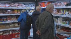 Ceny některých potravin klesly. Výhodně Češi nakoupí brambory, mléko i jogurty
