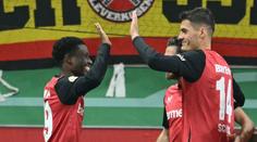 Schick pálil ostrými a Kovář vychytal nulu. Dortmund v poháru končí