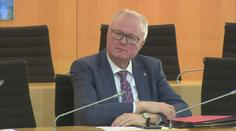 Německo se děsí propadu ekonomiky, ministr spáchal sebevraždu!