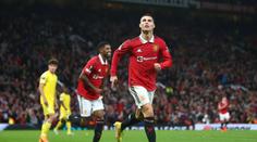 Arsenal v Evropské lize poprvé prohrál. United pomohl k výhře Ronaldo