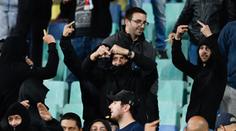 Nechutné představení: Bulharští fanoušci na anglické hráče hajlovali