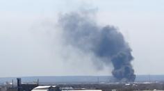 Rafinerií ve Wisconsinu otřásla mohutná exploze, 20 zraněných