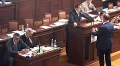 Ve Sněmovně byla i sranda, bohužel ale za naše peníze. VIDEO