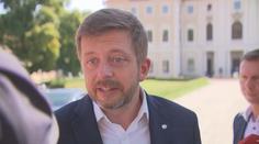 Policie se zabývá Rakušanem. Zaměří se na jeho jízdu bez pásu