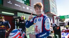 Český talent opět zazářil v F3. 18letý jezdec získal první pole position v kariéře