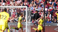 Brentford si vyšlápl na Součkův West Ham, Citizens remizovali s Liverpoolem