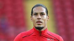 Do Liverpoolu přichází van Dijk. Je z něj nejdražší obránce historie!