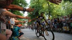 Tour de France vítá první Afričany. Půjde o vítězství i kola pro děti