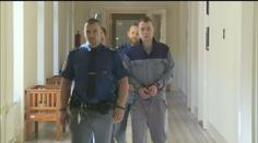 Muž brutálně napadl sousedku, pořezal ji v rozkroku. Dostal 20 let